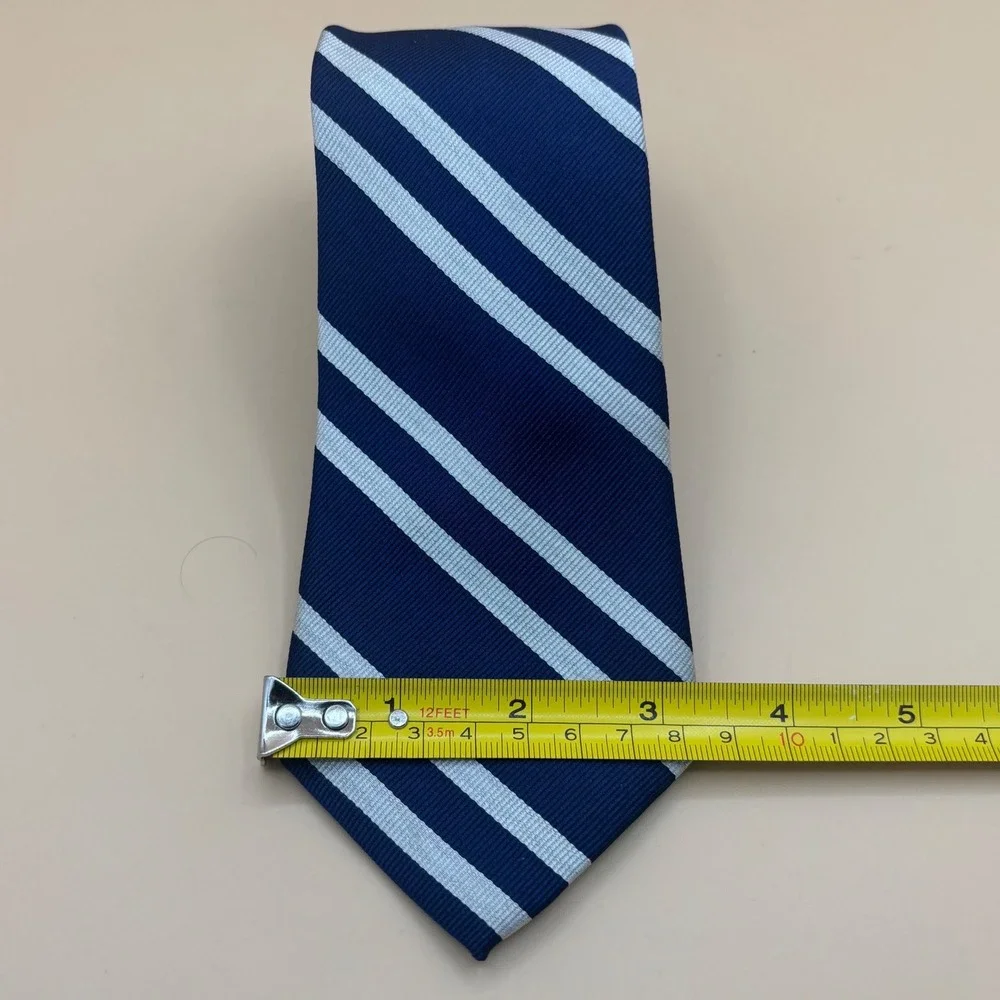 Banana Republic Mens Silk Blend Navy Light Blue Striped Necktie 3.25‎ Inch Width
